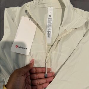 lululemon athletica Women's Off-White Ski Jacket
(NOT FOR SALE)